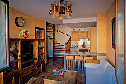 CASA RURAL ANTONIO Y APARTAMENTOS LA RANA
