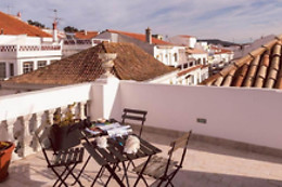 BARTHOLOMEU GUESTHOUSE