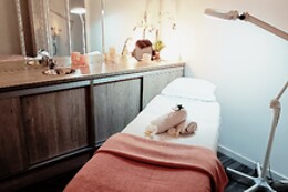 MON ESTETICS LAB