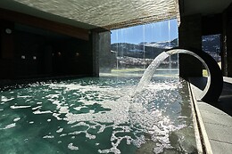 APARTAMENTOS SOLANA, HOTEL TAULL & ROMANIC