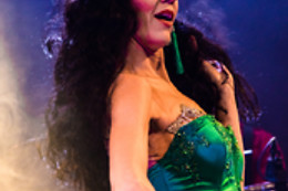 EVIL EVA BURLESQUE SCHOOL