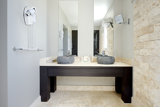 Le Mas des Carassins - photo 14